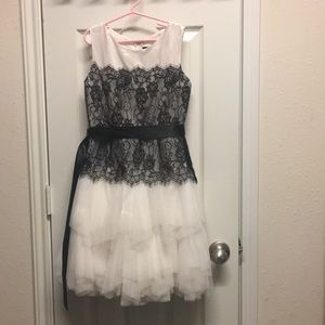 Girls dress